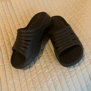 Hoka One slides - excellent condition